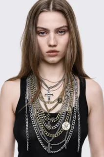 Blind Faith Necklace Set